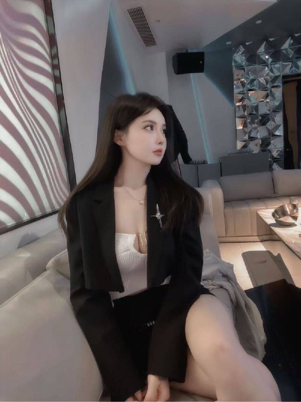 深圳深圳东东🏠｜默默 福田Sz❤️/Age:01年/Height:172/Bust:真实E➕🔴皮肤雪白，童颜巨乳蜜桃臀，三点粉，声音甜美，谈吐文雅，待课如男友，🔴健身，瑜伽，钢琴，吉他🎸禁止挂圈联系客服：@AnnaGJ168💸解除双向：@AnnaGJ168bot💸⚡⚡⚡⚡⚡⚡⚡