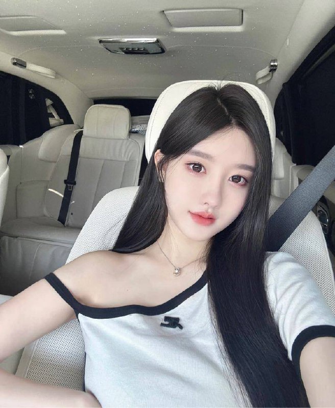 深圳深圳马思纯🏠174清纯御姐皮肤光滑雪白    完美身材线条   活泼性感可爱🐥174cm 96斤 02年C🐻蜜桃胸型很粉 很润🌊高素質氣質）🔷0整容 颜值天花板  气场十足 温柔气质🔷穿着洋气大牌 清纯可人 甜美韩系女主🔷本人比照片更美   邻家女孩 毫无风尘气息 你的首选女友🔷爱好游泳 高尔夫 网球，全程可英文交流高级洋气款 全身无赘肉 A4腰 声音甜美😋FW好 不事 不催 只接素质.醉酒勿扰联系客服：@AnnaGJ168💸解除双向：@AnnaGJ168bot💸⚡⚡⚡⚡⚡⚡⚡