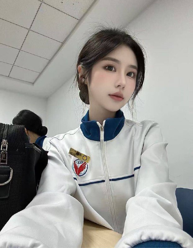 广州广州私人订制🏠空姐北京航空航天大学（Beihang University）真实在读学生 准空乘 广州短暂停留2004年出生 176-C 专业知识过硬皮肤雪白 俏皮 清纯可人无风尘气息 腿玩年选手联系客服：@AnnaGJ168💸解除双向：@AnnaGJ168bot💸⚡⚡⚡⚡⚡⚡⚡