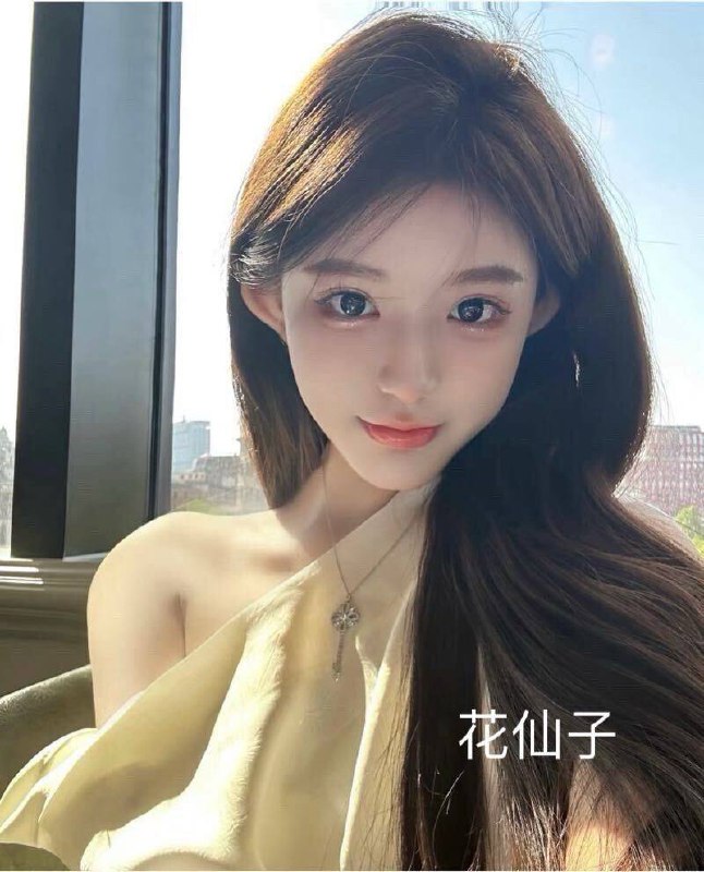 杭州花仙子🏡极品硬5 杭州170🦜04年  170 C🈚️纹身 0整筷子腿 高挑雪白 洋气大牌 性格温柔 声音甜美 清纯天花板服饰在学校 新人偶尔兼职联系客服：@AnnaGJ168💸解除双向：@AnnaGJ168bot💸⚡⚡⚡⚡⚡⚡⚡