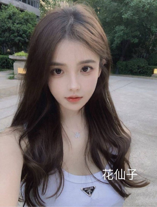 杭州花仙子🏡极品硬5 杭州170🦜04年  170 C🈚️纹身 0整筷子腿 高挑雪白 洋气大牌 性格温柔 声音甜美 清纯天花板服饰在学校 新人偶尔兼职联系客服：@AnnaGJ168💸解除双向：@AnnaGJ168bot💸⚡⚡⚡⚡⚡⚡⚡