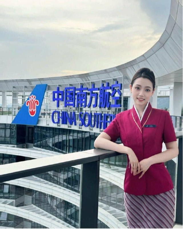 杭州杭州杨百万🏠南航空姐杭州迪杨百万🏠南航空姐❤️极品一线天 能吸会夹❤️常年瑜伽健身 备有瑜伽裤，开档丝袜，黑丝吊带，跳蛋等各种情趣❤️全身雪白，无一点纹身❤️皮肤白嫩 肤滑💦多  乖巧听话❤️会聊天 高素质 高情商💕❤️完美腰臀比例🍑臀❤️Height 身高：172❤️weight. 体重：99❤️Bust 胸围：D❤️Age 年龄：24🉑️情趣🉑️制服🉑️69🉑舌吻🉑️车震🉑口爆🉑陪浴🉑调情🉑双飞🉑外地🉑空降🉑登记🉑代开🈲sm🈲yt🈲wt🈲3p联系客服：@AnnaGJ168💸解除双向：@AnnaGJ168bot💸⚡⚡⚡⚡⚡⚡⚡