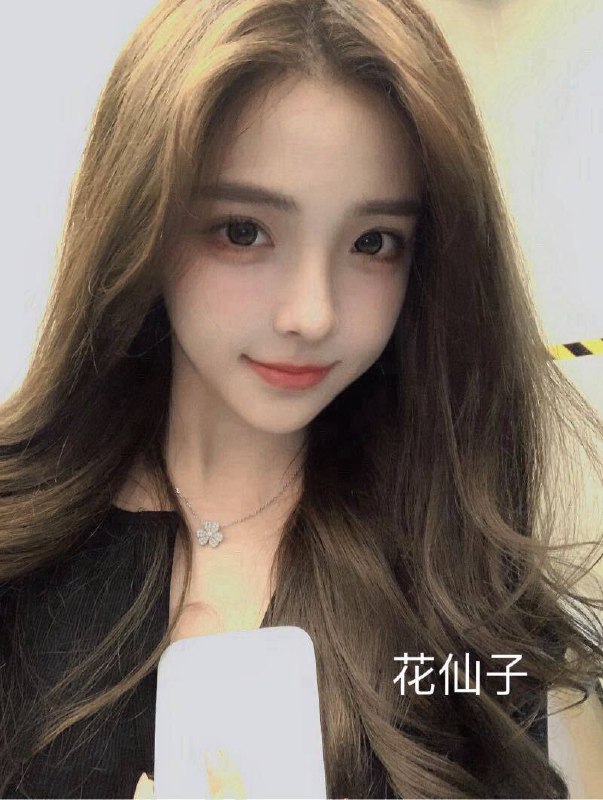 杭州花仙子🏡极品硬5 杭州170🦜04年  170 C🈚️纹身 0整筷子腿 高挑雪白 洋气大牌 性格温柔 声音甜美 清纯天花板服饰在学校 新人偶尔兼职联系客服：@AnnaGJ168💸解除双向：@AnnaGJ168bot💸⚡⚡⚡⚡⚡⚡⚡