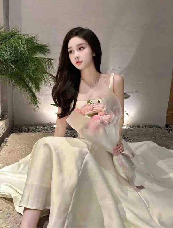 #香港🇭🇰❤人01年 兼职w⬆️起条件💞本人毕业于加拿大 (多伦多大学)💯净身高170👡真🐻E🤟气质洋气白小纯0整💋温柔女孩给你初恋般感觉预约热线👉@双向限制联系👉@今日开工 欢迎预约