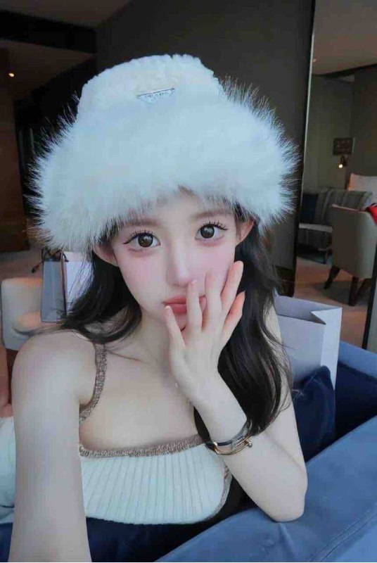 #香港🇭🇰170D 筷子腿 纯欲风 皮肤白 英国留学生🉑️英文交流 真🐻完美🦋小蝴蝶穴 粉预约热线👉@双向限制联系👉@今日开工 欢迎预约