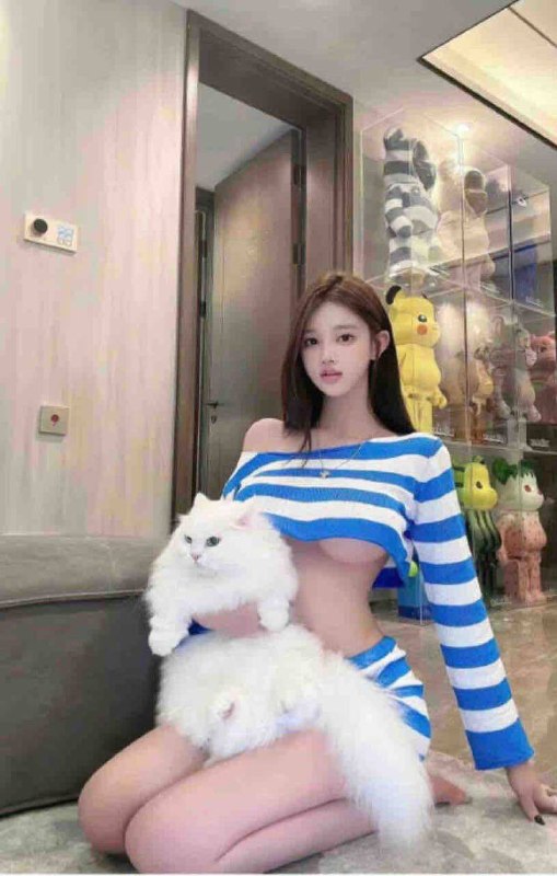 #香港🇭🇰99 168 E 47kg➻ 钢琴专业· 极品纯欲女高 · 猫系女友感up➻ 双商在线音质极佳·性格极好➻ Specialty:  钢琴·舞蹈➻ Hobby:  健身·滑雪➻ 气质清纯干净✅➻ 不整容不烟无纹身细腰翘臀预约热线👉@双向限制联系👉@今日开工 欢迎预约