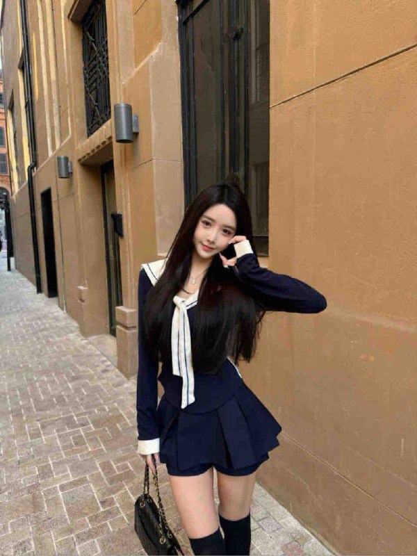 #香港🇭🇰极品清冷气质美女校花兼职🌸• 𝐇𝐞𝐢𝐠𝐡𝐭身高/170• 𝐖𝐞𝐢𝐠𝐡𝐭体重/95• 𝐁𝐮𝐬𝐭胸围/C• 𝐀𝐠𝐞年龄/04• 𝐎𝐜𝐜𝐮𝐩𝐚𝐭𝐢𝐨𝐧职业/ 学生🧚‍♂️仙女本纯   千年一遇初恋脸💜𓃱🧚‍♂️真实在校大学   全身无赘肉 S型身材 本人比照片漂亮🧚‍♂️贴心小女友 大长腿🧚‍♂️气质大牌  皮肤白嫩 只接素质🉑预约热线👉@双向限制联系👉@今日开工 欢迎预约