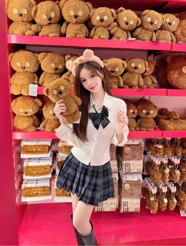 #香港🇭🇰02 年 168C 90 斤🥢腿🦵小蛮腰  会粤语  温柔初体验[爱心]预约热线👉@双向限制联系👉@今日开工 欢迎预约