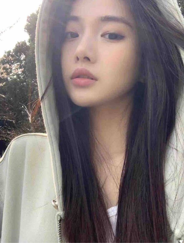 #香港🇭🇰年龄: 04身高: 172胸圍：D(纯天然）🍎特色:💓明星氣質💓全身雪白粉嫩 三點粉💓超紧致💧润💓從頭到腳0整容💓專業深喉嚨 口活一流预约热线👉@双向限制联系👉@今日开工 欢迎预约