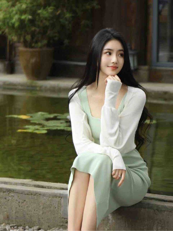 #香港🇭🇰天使脸庞    魔鬼身材纯欲性感气质美女Name：轩轩Hight：172Weight：cAge：21预约热线👉@双向限制联系👉@今日开工 欢迎预约