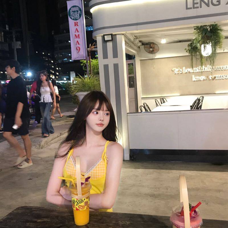 #香港🇭🇰• 𝐇𝐞𝐢𝐠𝐡𝐭身高/165• 𝐖𝐞𝐢𝐠𝐡𝐭体重/86• 𝐁𝐮𝐬𝐭胸围//真🐻C• 𝐀𝐠𝐞年龄/2006年预约热线👉@双向限制联系👉@今日开工 欢迎预约