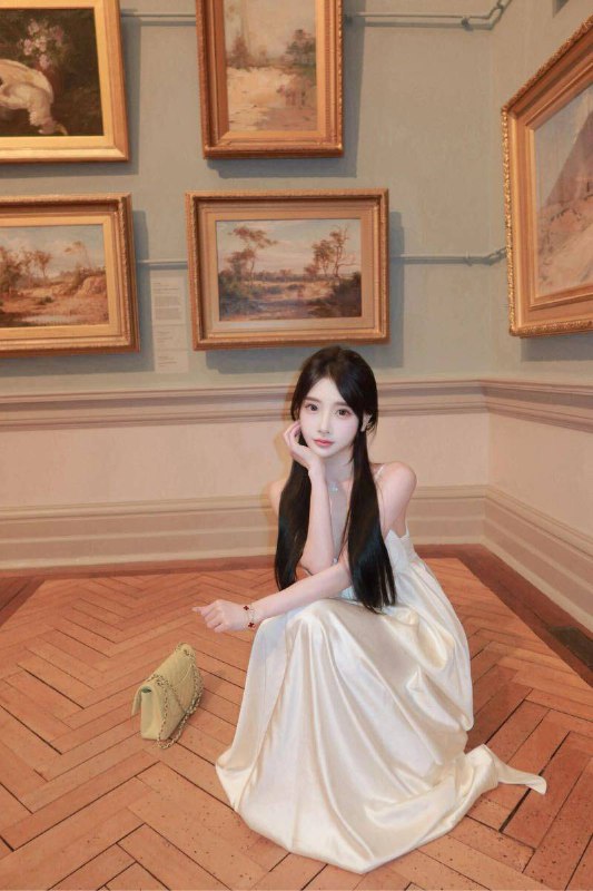 #香港🇭🇰• 03年清純學妹高辨识度天然0整。• 纯欲少女反差感max極品清纯気質華東師範大学|王者荣耀游戏女主播• Blogger·KOL·ModeL• 生于2003身高173cm体重42kg高挑长直腿全身雪白紧致氛圍感美人• 白裡透紅 冷白皮无滤镜雪白三粉预约热线👉@双向限制联系👉@今日开工 欢迎预约