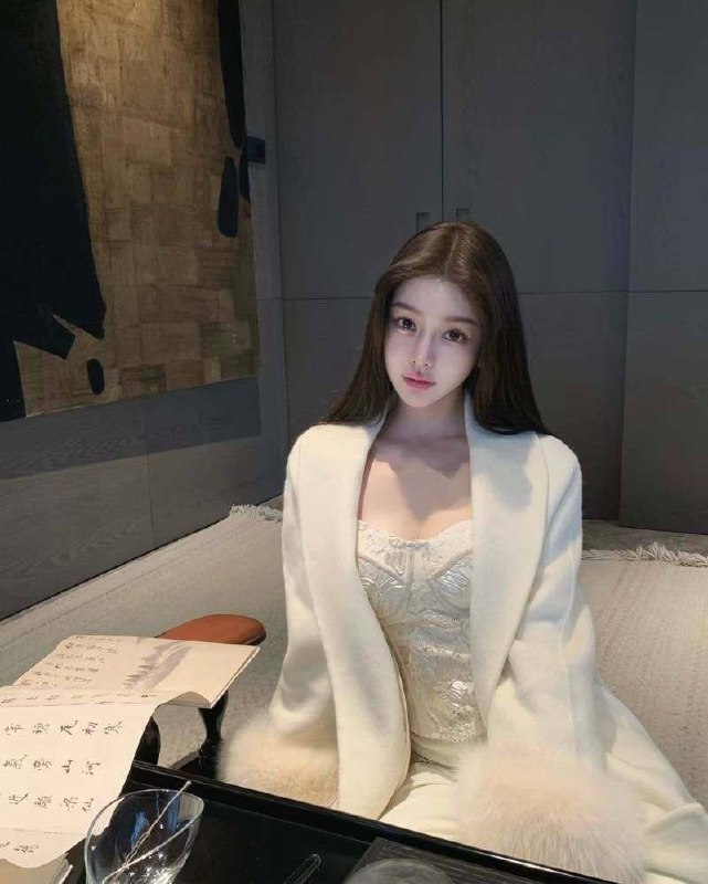 #香港🇭🇰筷子腿车模香菜• 𝐇𝐞𝐢𝐠𝐡𝐭身高/175• 𝐖𝐞𝐢𝐠𝐡𝐭体重/48kg• 𝐁𝐮𝐬𝐭胸围//真🐻D• 𝐀𝐠𝐞年龄/2003年预约热线👉@双向限制联系👉@今日开工 欢迎预约