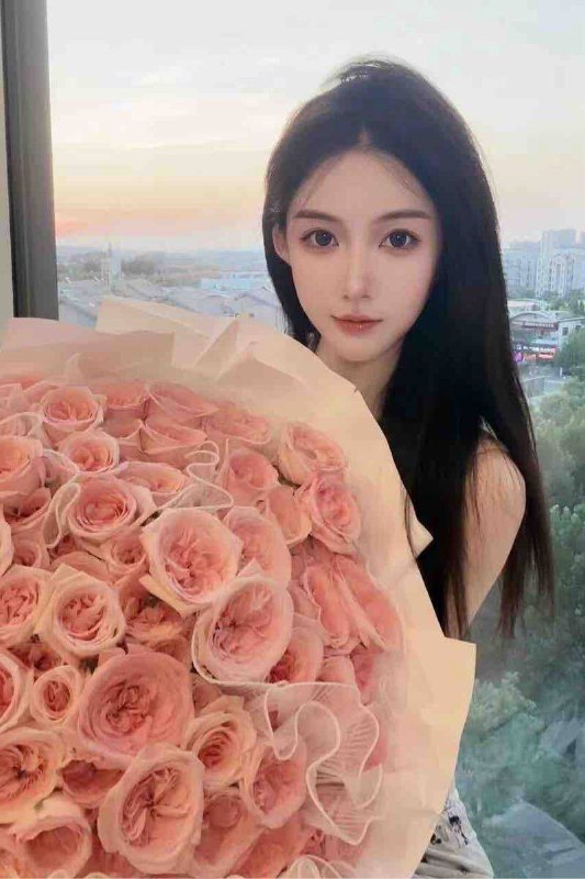 #香港🇭🇰年龄: 04身高: 175胸圍：E(纯天然）🍎特色:💓明星氣質 無死角好看💓全身雪白粉嫩 三點粉💓超紧致💧润💓從頭到腳0整容💓口活一流 配合度高 女友式服務预约热线👉@双向限制联系👉@今日开工 欢迎预约