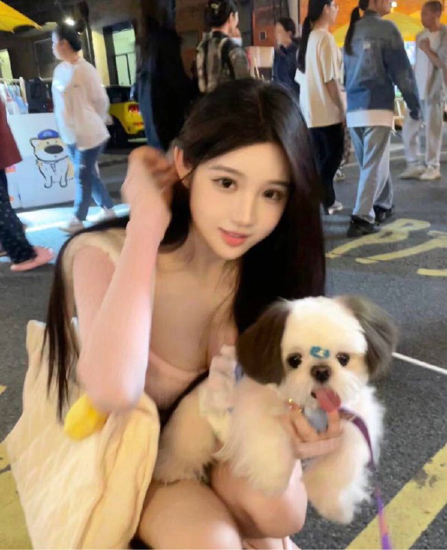 #香港🇭🇰圈外女友兼职 HK留学生短期停留预约热线👉@双向限制联系👉@今日开工 欢迎预约