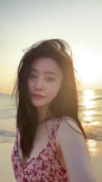 香港-170D罩杯-雪白气质才女