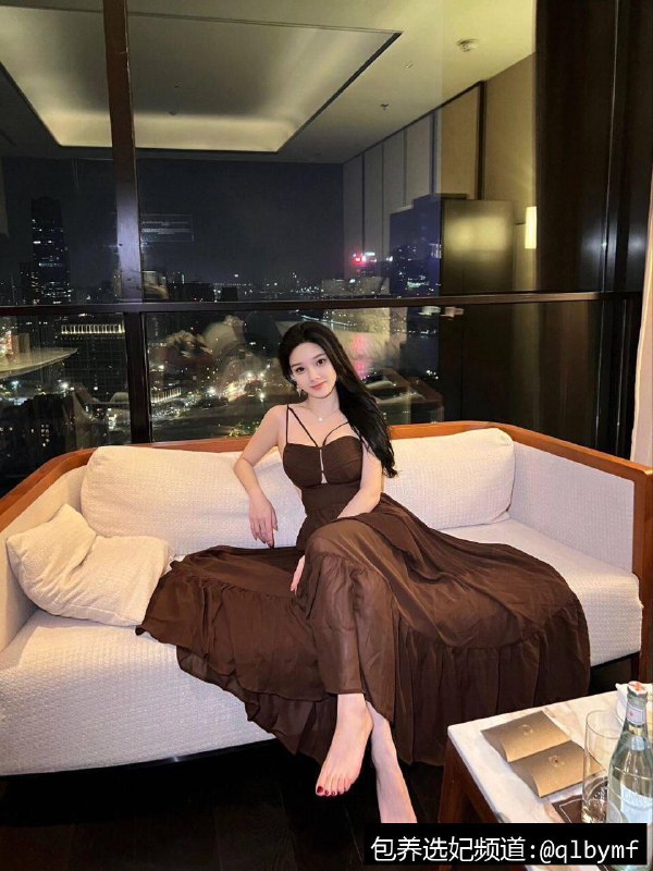 安娜国际外围『#成都3k』❤️相关数据：01_170_D_49KG❤️专属ID💌:#M80RAJE9❤️相关介绍：成都170🐻D  马甲线 蜜桃🍑臀全身雪白 无敌白嫩  纯天然粉嫩不催不事 高情商🔥约会导航🔥一键关注🔥官方入口📱官方客服@AnnaGJ168📱无法私信@AnnaGJ168_bot