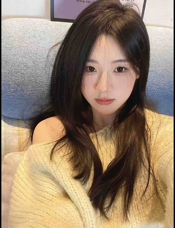 安娜国际外围『#成都3k』❤️相关数据：06_170_C_90❤️专属ID💌:#I2147EE8❤️相关介绍：四川师范大学在校学生身高170cm，体重：90斤，胸围；C，年龄19岁首次兼职，皮肤雪白，无纹身，高素质，超级清纯学妹，满满青春气息。🔥约会导航🔥一键关注🔥官方入口📱官方客服@AnnaGJ168📱无法私信@AnnaGJ168_bot