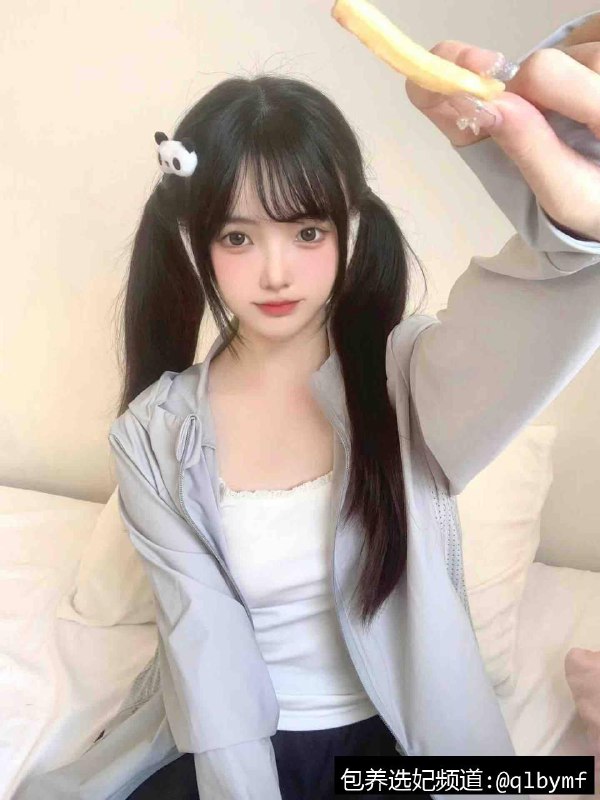 安娜国际外围『#重庆3k』❤️相关数据：04_165_E_47KG❤️专属ID💌:#4EXJBRM5❤️相关介绍：重庆04 165e白瘦幼 甜美少女 温柔听话 不催不事🔥约会导航🔥一键关注🔥官方入口📱官方客服AnnaGJ168📱无法私信@AnnaGJ168bot