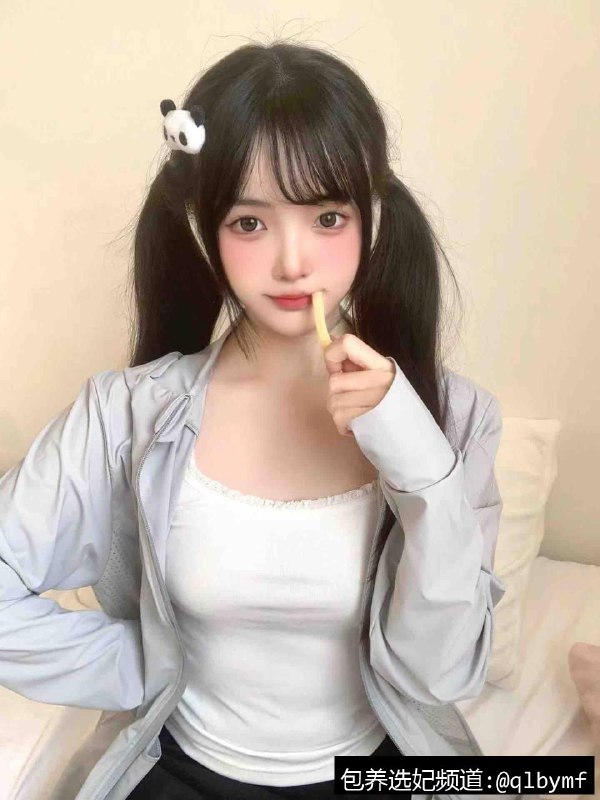 安娜国际外围『#重庆3k』❤️相关数据：04_165_E_47KG❤️专属ID💌:#4EXJBRM5❤️相关介绍：重庆04 165e白瘦幼 甜美少女 温柔听话 不催不事🔥约会导航🔥一键关注🔥官方入口📱官方客服AnnaGJ168📱无法私信@AnnaGJ168bot