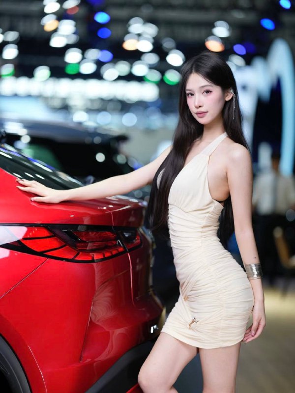 安娜国际『#深圳5k』❤️相关数据：02_178_C_50KG❤️专属ID💌:#WCYYI2R6❤️相关介绍：shen zhen W 短暂停留Height 净178 Weight 100Bust CAge02超模协会认证「九头身黄金比例」持有者(认证编号:GPH-2023-001)LVMH集团年度「新生代缪斯」大奖得主2021 上海国际超模大赛「铂金面孔」评委雅诗兰黛「银河肌因」全球广告面孔特斯拉Cybertruck亚洲首秀全息投影原型💌【课后评价01】🔥约会导航🔥一键关注🔥官方入口📱官方客服@AnnaGJ168o📱无法私信@AnnaGJ168bot