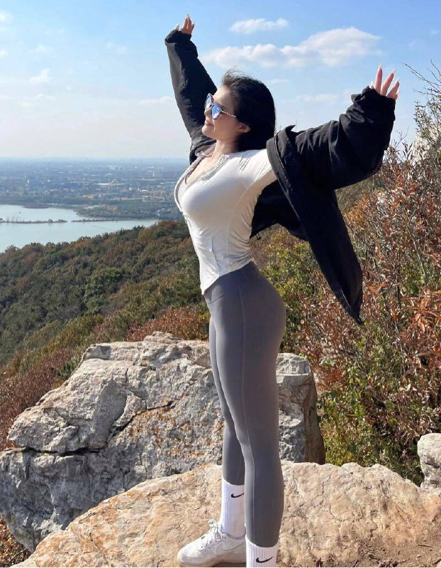 安娜国际『#深圳5k』❤️相关数据:01_180_G_51KG❤️专属ID💌:#21KIM8TK❤️相关介绍:车模空姐健身教练退役空姐选美小姐专业车模，健身教练法国留学生🉑法语，英文全程交流Height:180 Bust:真实G  Q弹挺拔Weight:102Age:24A4腰🍑臀🥢腿  皮肤紧致嫩滑紧致⬇️骚69口🐆👅💋💦多🔥约会导航🔥一键关注🔥官方入口📱官方客服@AnnaGJ168o📱无法私信@AnnaGJ168bot