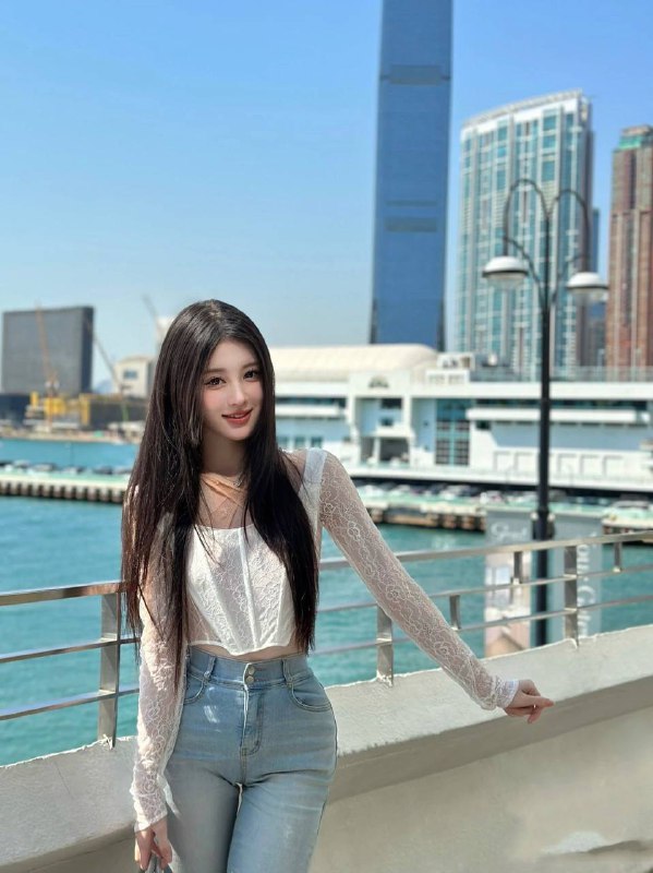 安娜国际『#深圳5w』⭐#菜宝严选❤️相关数据：00_168_D_44KG❤️专属ID💌:#W9MIMWB2❤️相关介绍：————————————『洋气大牌 五官精致』————————————💜深圳 00后💜𝐇𝐞𝐢𝐠𝐡𝐭：168💜𝐁𝐮𝐬𝐭: D💜𝐖𝐞𝐢𝐠𝐡𝐭: 44kg💜洋气大牌 五官精致💜皮肤雪白 气质好💜A4腰 马甲线 健身达人————————————💌【课后评价01】💌【课后评价02】🔥约会导航🔥一键关注🔥官方入口📱官方客服@AnnaGJ168o📱无法私信@AnnaGJ168bot