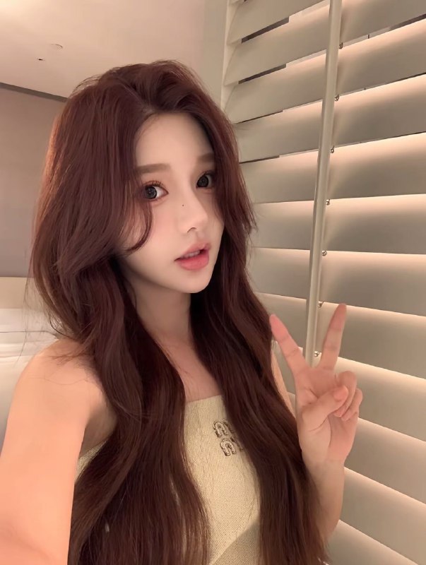 安娜国际『#深圳5w』⭐#菜宝严选❤️相关数据：03_168_D_45KG❤️专属ID💌:#W93A38T5❤️相关介绍：————————————『洋气网红 哥哥天菜』————————————💜平面模特兼职💜洋气小网红💜03年 168 真D 皮肤雪白💜有趣的灵魂小哥哥菜💜标准A4腰 马甲线 筷子腿 小翘臀💜你的小甜妹🤩————————————💌【课后评价01】💌【课后评价02】🔥约会导航🔥一键关注🔥官方入口📱官方客服@AnnaGJ168o📱无法私信@AnnaGJ168bot