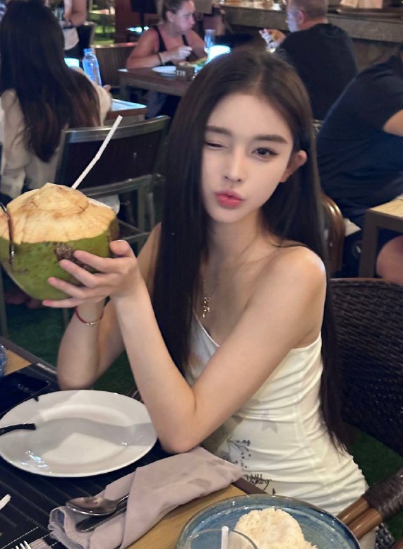 安娜国际『#深圳w』⭐#菜宝严选❤️相关数据：01_170_D_46KG❤️专属ID💌:#ROMD6NKK❤️相关介绍：真实01年 170真胸 D🥢腿🍑臀福田豪华gzs甜美绵羊音 可纯可欲 清纯洋气款 知书达理真实伯明翰留学生🉑现场一字马💌【课后评价01】💌【课后评价02】🔥约会导航🔥一键关注🔥官方入口📱官方客服@AnnaGJ168o📱无法私信@AnnaGJ168bot