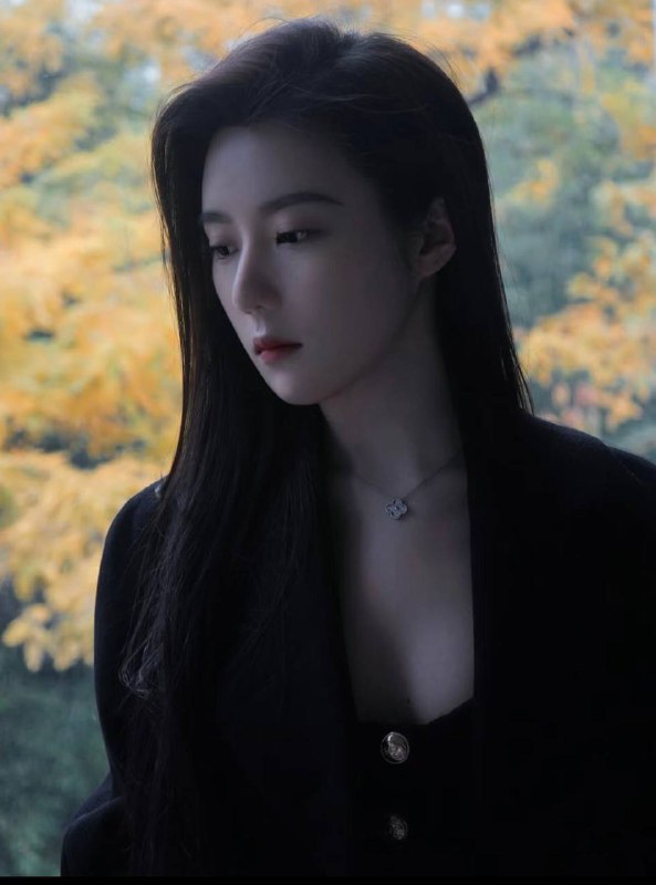 安娜国际『#深圳5k』❤️相关数据：03_173_E_47KG❤️专属ID💌:#4G883CDC❤️相关介绍：03年清纯气质韩系氧气美女 真实艺术生记忆中的白月光❄️毫无风尘味 女友感萝御双修 可纯可sao身高173cm. 体重95斤.E🐻蜜桃臀🍑皮肤紧致雪白，性格开朗大方 温柔可爱  纯天然🈚️整容 本人比照片好看🔥约会导航🔥一键关注🔥官方入口📱官方客服@AnnaGJ168o📱无法私信@AnnaGJ168bot