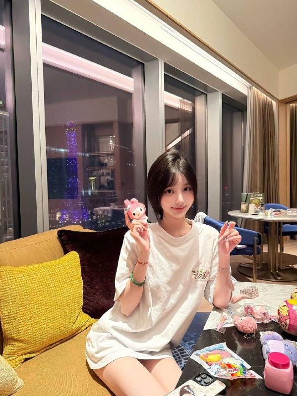 安娜国际『#深圳5k』⭐#菜宝严选❤️相关数据：04_168_D_46KG❤️专属ID💌:#CCCATOWF❤️相关介绍：🇬🇧留学生短期兼职身高168真胸D      真实05年（INS十万➕粉UAL本科在读         常年健身🍑臀皮肤紧致全身雪白                 高颜值高情商本人照 只见有缘人谢谢💌【课后评价01】💌【课后评价02】💌【课后评价03】🔥约会导航🔥一键关注🔥官方入口📱官方客服@AnnaGJ168o📱无法私信@AnnaGJ168bot