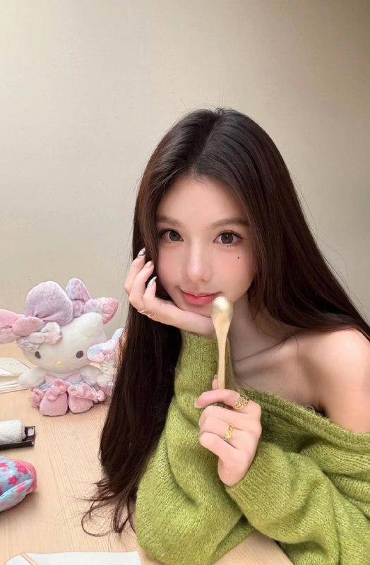 安娜国际『#深圳5k』❤️相关数据：02_172_D_48KG❤️专属ID💌:#OWOOLKXS❤️相关介绍：可純可御深圳真实在校生❗️纯欲天花板校花爱好打高尔夫🏌️网球🎾艺术生 油彩 钢琴🎹全身雪白 A4腰🥢腿腰板直挺 情商高172 d杯 96斤🔥约会导航🔥一键关注🔥官方入口📱官方客服@AnnaGJ168o📱无法私信@AnnaGJ168bot