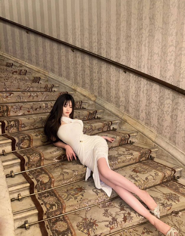 安娜国际『#深圳5k』❤️相关数据：00_172_E_50KG❤️专属ID💌:#HVG33UET❤️相关介绍: 极品模特 纯新人兼职 5W平面模特短期在深兼职活好不事儿待检阅口模特兼职 不要错过支持验证可指定OO口等待是为了更好的遇见,期待与你的邂逅·Age年龄/00年 Height身高/172.Bust胸围/ECupOccuation职业/平面模特/健身达人 Speciality特长/画画 音乐 健身 Hobby兴趣/旅游 健身 拍照细嫩肌肤 无纹身不长痘 不喝酒全身雪白 五官精致可素颜 臀可纯可欲 听话懂事女友感十足🏠频道主页⭐️城市导航🎩会员指南🌟会员体系🔝预存折扣💵会员福利官方客服💁‍♀️@AnnaGJ168o无法联系💁🏻@AnnaGJ168bot