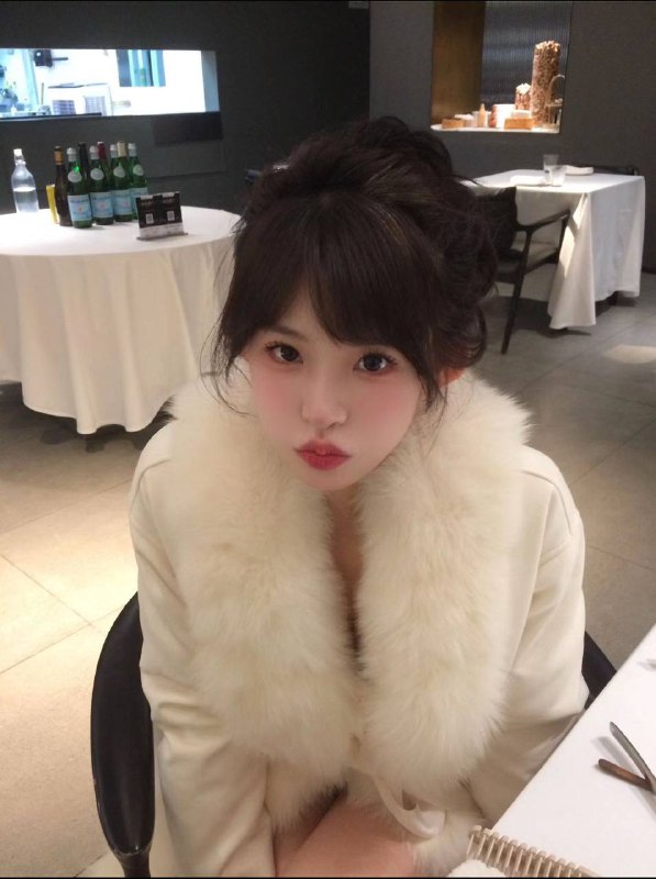 安娜国际『#深圳5k』❤️相关数据：05_166_C_44KG❤️专属ID💌:#C38FKL8V❤️相关介绍：166·05·C 真实大学大一新生身高：166cm体重：44kg年龄：05 年甜美清纯 可盐可甜 可爱温柔💕🏠频道主页⭐️城市导航🎩会员指南🌟会员体系🔝预存折扣💵会员福利官方客服💁‍♀️@AnnaGJ168o无法联系💁🏻@AnnaGJ168bot