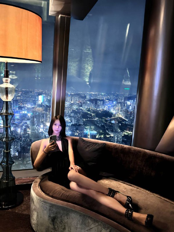 安娜国际『#深圳5k』❤️相关数据：04_178_C_50KG❤️专属ID💌:#CK7LF87D❤️相关介绍：178•04•C 舞蹈生 御姐•𝐇𝐞𝐢𝐠𝐡𝐭身高/178• 𝐖𝐞𝐢𝐠𝐡𝐭体重/100• 𝐁𝐮𝐬𝐭胸围/C• 𝐀𝐠𝐞年龄/04• 𝐎𝐜𝐜𝐮𝐩𝐚𝐭𝐢𝐨𝐧职业/平面模特• 𝐒𝐩𝐞𝐜𝐢𝐚𝐥𝐢𝐭𝐲特长/舞蹈～日语全身0整 逆天大长腿 氛围感美少女💟爱好健身舞蹈💟性格随和可爱💟兼职平面模特💟日语无障交流🏠频道主页⭐️城市导航🎩会员指南🌟会员体系🔝预存折扣💵会员福利官方客服💁‍♀️@AnnaGJ168o无法联系💁🏻@AnnaGJ168bot