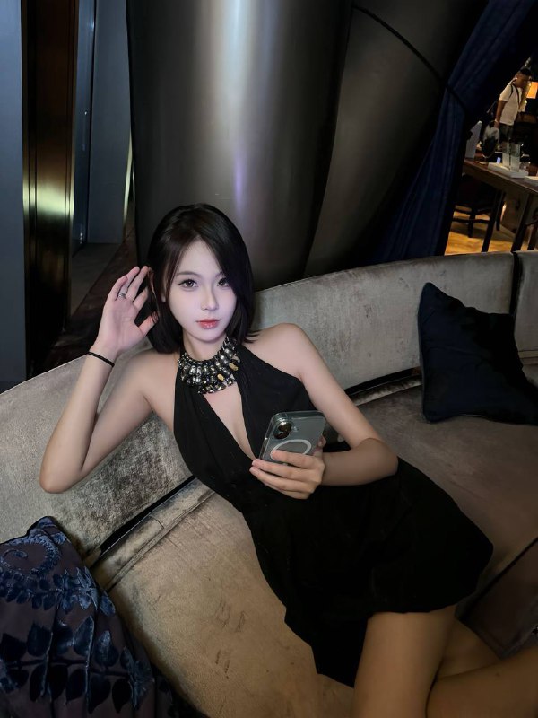 安娜国际『#深圳5k』❤️相关数据：04_178_C_50KG❤️专属ID💌:#CK7LF87D❤️相关介绍：178•04•C 舞蹈生 御姐•𝐇𝐞𝐢𝐠𝐡𝐭身高/178• 𝐖𝐞𝐢𝐠𝐡𝐭体重/100• 𝐁𝐮𝐬𝐭胸围/C• 𝐀𝐠𝐞年龄/04• 𝐎𝐜𝐜𝐮𝐩𝐚𝐭𝐢𝐨𝐧职业/平面模特• 𝐒𝐩𝐞𝐜𝐢𝐚𝐥𝐢𝐭𝐲特长/舞蹈～日语全身0整 逆天大长腿 氛围感美少女💟爱好健身舞蹈💟性格随和可爱💟兼职平面模特💟日语无障交流🏠频道主页⭐️城市导航🎩会员指南🌟会员体系🔝预存折扣💵会员福利官方客服💁‍♀️@AnnaGJ168o无法联系💁🏻@AnnaGJ168bot