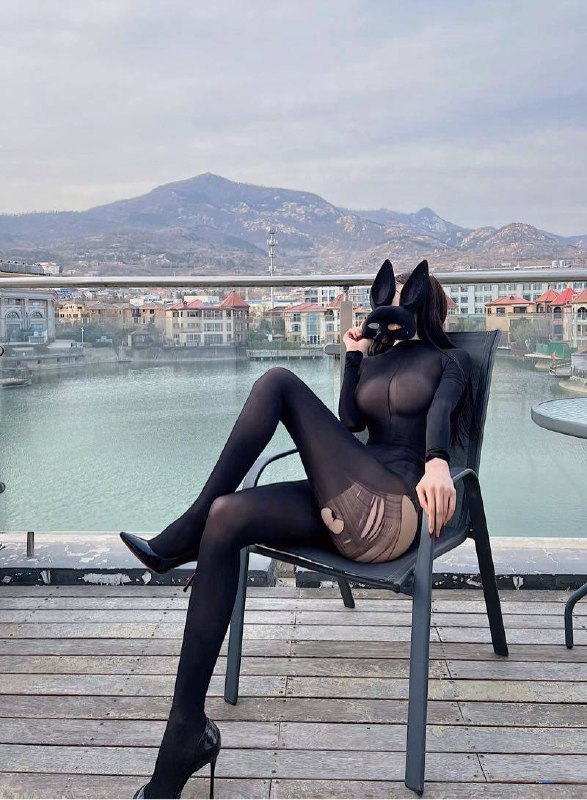 安娜国际『#深圳5k』❤️相关数据：03_170_D_50KG❤️专属ID💌:#A3PCEFUW❤️相关介绍：🎐极品纯欲明眸皓齿大美人你心口的的朱砂痣🎐🌟身高Height：170🌟体重weight：50kg🌟胸围Brust：D cup-天然白🐯饱满多汁 会吸会夹 爽上云端  0.7黄金腰臀比-完美宝瓶身 优质榨汁姬 【喜骨感身材勿扰】-胸口有鲸鱼🐳纹身 没纹身的都不是本人- 蜂腰肥臀 身材火辣 外表冷艳内骚反差婊水多易高潮 全能选手 叫声动人🇯🇵AV体验-家有多套情趣色色内衣 可以供君挑选想和你约会 我知你长短 你知我深浅💓🏠频道主页⭐️城市导航🎩会员指南🌟会员体系🔝预存折扣💵会员福利官方客服💁‍♀️@AnnaGJ168o无法联系💁🏻@AnnaGJ168bot