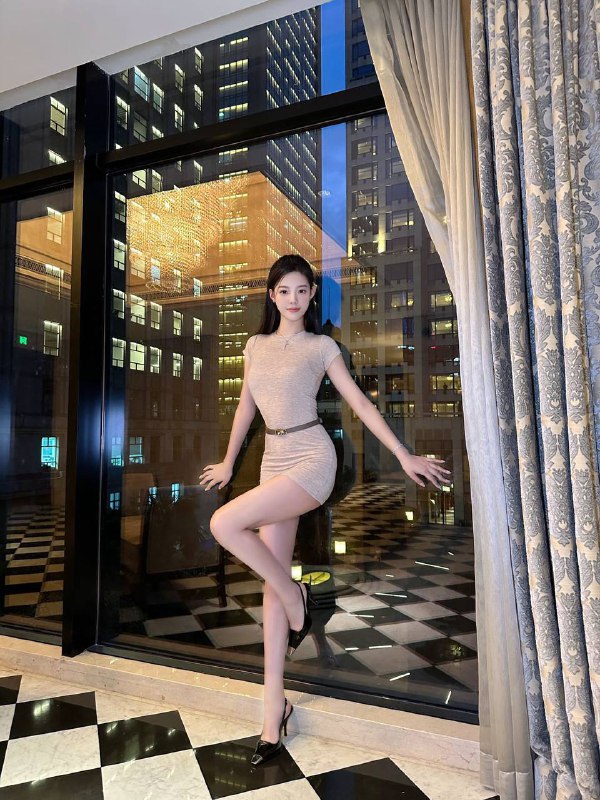 安娜国际『#深圳5w』❤️相关数据：01_176_D_52KG❤️专属ID💌:#IJDU21O6❤️相关介绍：深圳176D外w华师大纯兼职可预约气质女人大长腿🏠频道主页⭐️专属资料库🎩会员指南🌟会员体系🔝预存折扣💵会员福利官方客服💁‍♀️@AnnaGJ168o无法联系💁🏻@AnnaGJ168bot