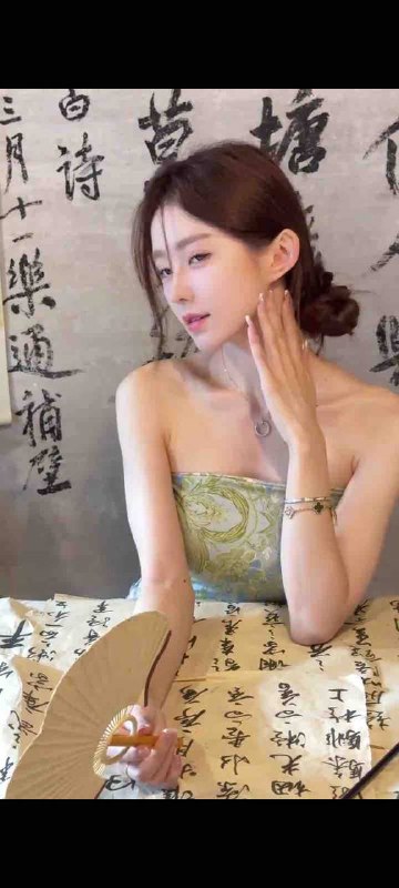 安娜国际『#深圳5k』❤️相关数据：05_168_E_43KG❤️专属ID💌:#LH214AUK❤️相关介绍：05 净身高168 体重43kg胸围 E (天然真🐻，假必赔)，冷白皮，白到发光，南方妹子皮肤超好抖音网红 从小练舞。可现场一字马川传学院，播音主持专业，高情商，谈吐性格特别好，情绪价值拉满。🏠频道主页⭐️专属资料库🎩会员指南🌟会员体系🔝预存折扣💵会员福利官方客服💁‍♀️@AnnaGJ168o无法联系💁🏻@AnnaGJ168bot