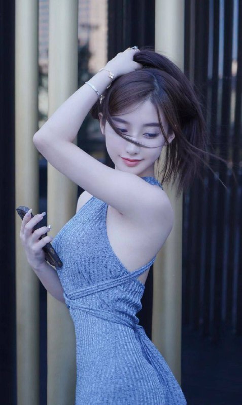 安娜国际『#深圳5w』❤️相关数据：04_175_D_50KG❤️专属ID💌:#6NIL3PUR❤️相关介绍：175/04年🦜W深圳车模 平面模特网红博主深大学生 可看学生证深圳极品，高素质新人，全身雪白无暇。知性优雅，温柔体贴，万一挑一🏠频道主页⭐️城市导航🎩会员指南🌟会员体系🔝预存折扣💵会员福利官方客服💁‍♀️@AnnaGJ168o无法联系💁🏻@AnnaGJ168bot