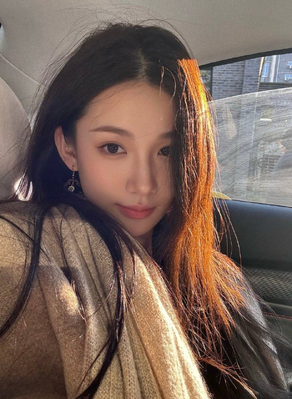 安娜国际『#深圳5k』❤️相关数据：03_173_E_50KG❤️专属ID💌:#RM1TJA16❤️相关介绍：03年清冷气质古风美女 真实艺术生记忆中的白月光❄️毫无风尘味 女友感萝御双修 可纯可sao身高173cm. 体重100斤.E🐻蜜桃臀🍑皮肤紧致雪白，性格开朗大方 温柔可爱  纯天然🈚️整容🏠频道主页⭐️城市导航🎩会员指南🌟会员体系🔝预存折扣💵会员福利官方客服💁‍♀️@AnnaGJ168o无法联系💁🏻@AnnaGJ168bot