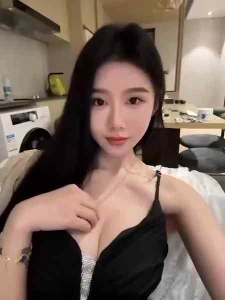 深圳-175D白皙长腿-蚂蚁腰模特FJH69P1U