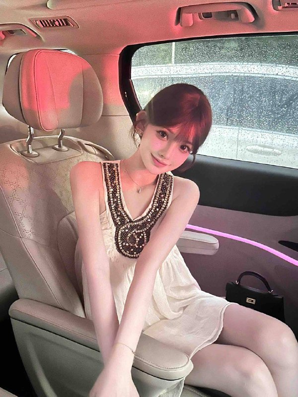 安娜国际『#深圳5k』❤️相关数据：02_170_E_45KG❤️专属ID💌:#O870U73K❤️相关介绍：Sz 02 乖巧女友 甜妹听话 5Height:170cm Weight:45kg Bust:36EA4腰筷子腿/温柔大方/情商高/乖巧听话/牛奶皮肤白皙/低素质勿扰🏠频道主页⭐️专属资料库🎩会员指南🌟会员体系🔝预存折扣💵会员福利官方客服💁‍♀️@AnnaGJ168o无法联系💁🏻@AnnaGJ168bot