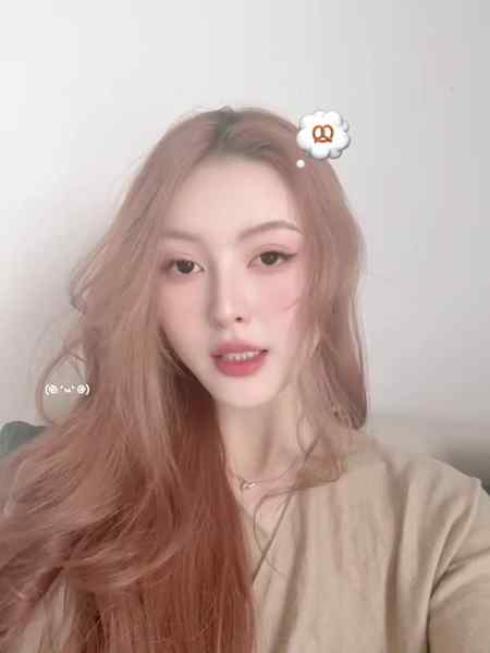 深圳177D-雪白粉嫩-纯欲学生🐍03可约