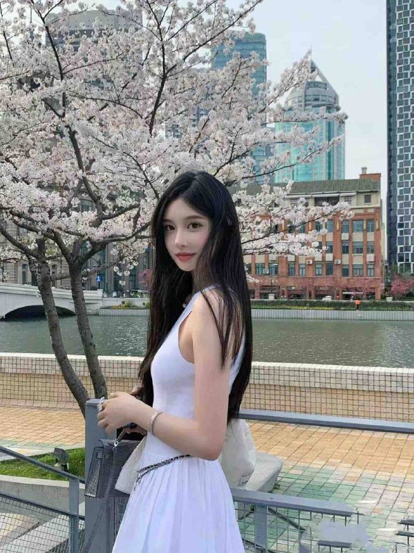 安娜国际『#深圳5k』❤️相关数据：03_177_D_52KG❤️专属ID💌:#VLCTKCIE❤️相关介绍：❤️深圳🏠硬🦜📣📣📣📣《首开》   真实模特177D 雪白 粉嫩 03🉑学生🉑纯欲🉑🐍69不事逼🦜起🏠频道主页⭐️专属资料库🎩会员指南🌟会员体系🔝预存折扣💵会员福利官方客服💁‍♀️@AnnaGJ168o无法联系💁🏻@AnnaGJ168bot