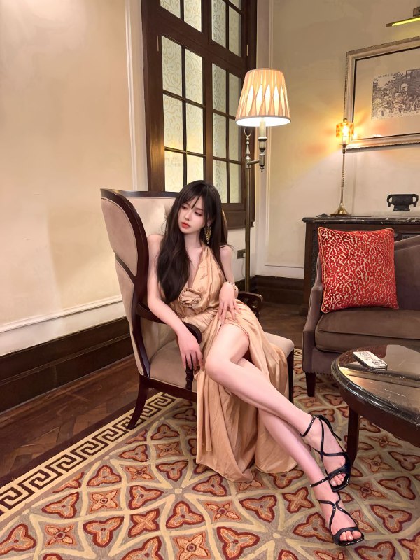 安娜国际『#深圳5k』❤️相关数据：00_172_D_47KG❤️专属ID💌:#8TR00T9H❤️相关介绍：口平面模特短期在深兼职 活好不事儿待检阅口极品模特 不要错过 同城可见本人口等待是为了更好的遇见，期待与你·>Age年龄/00年·>Height身高/172cmBust胸围/D Cup·>Occuation职业/平面模特/健身达·>Speciality特长/ 画画 音乐 健身·Hobby兴趣/旅游 健身 拍照：细嫩肌肤 无纹身 天菜比例 不喝酒：全身雪白 五官精致可素颜臀可纯可欲 听话懂事 女友感十足🏠频道主页⭐️专属资料库🎩会员指南🌟会员体系🔝预存折扣💵会员福利官方客服💁‍♀️@AnnaGJ168o无法联系💁🏻@AnnaGJ168bot