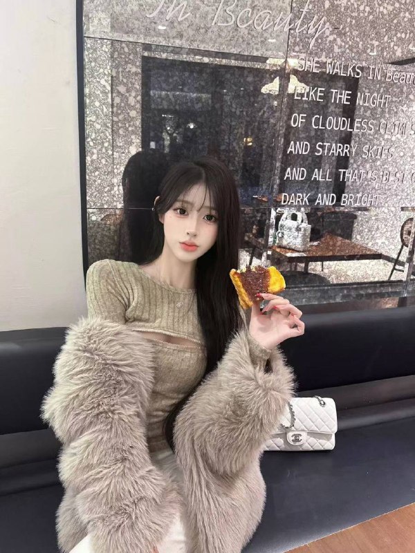 安娜国际『#深圳5k』❤️相关数据：03_173_D_45KG❤️专属ID💌:#DFIXC9KV❤️相关介绍：莼欲小天使❏   气质®洋气纯欲系 精致白幼瘦➜  某音網紅主播 全網純欲天花板精致性感尤物 人间芭比ʜɪɢʜᴛ/173ᴄᴍ ·ᴡᴇɪɢʜᴛ/45ᴋɢ丝袜制菔齊全 活好配合度高愛𝗸𝗶𝘀𝘀  愛𝗕𝗹𝗼𝘄𝗷𝗼𝗯▪️#清纯外表下的烧杯特長 ｜舞蹈 唱歌 动漫角色扮演哥哥来扶着我的腰深深浅浅带我上天堂🏠频道主页⭐️专属资料库🎩会员指南🌟会员体系🔝预存折扣💵会员福利官方客服💁‍♀️@AnnaGJ168o无法联系💁🏻@AnnaGJ168bot