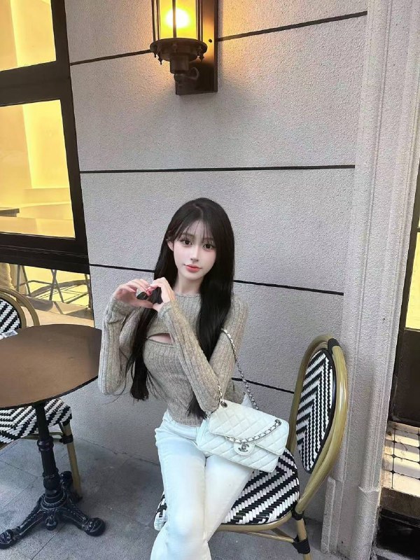 安娜国际『#深圳5k』❤️相关数据：03_173_D_45KG❤️专属ID💌:#DFIXC9KV❤️相关介绍：莼欲小天使❏   气质®洋气纯欲系 精致白幼瘦➜  某音網紅主播 全網純欲天花板精致性感尤物 人间芭比ʜɪɢʜᴛ/173ᴄᴍ ·ᴡᴇɪɢʜᴛ/45ᴋɢ丝袜制菔齊全 活好配合度高愛𝗸𝗶𝘀𝘀  愛𝗕𝗹𝗼𝘄𝗷𝗼𝗯▪️#清纯外表下的烧杯特長 ｜舞蹈 唱歌 动漫角色扮演哥哥来扶着我的腰深深浅浅带我上天堂🏠频道主页⭐️专属资料库🎩会员指南🌟会员体系🔝预存折扣💵会员福利官方客服💁‍♀️@AnnaGJ168o无法联系💁🏻@AnnaGJ168bot