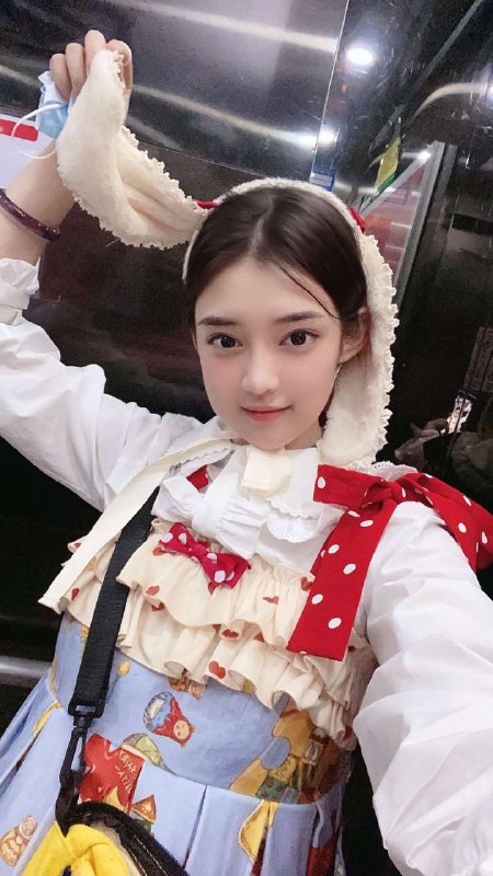 安娜国际『#深圳5k』❤️相关数据：02-172-D-44KG❤️专属ID💌:#SMJCD59J❤️相关介绍：琴琪书画 文艺女孩02年艺术系大学生，学信网可查，172D 体重44kg，肤白清纯 刚下氵  纯自拍照，没任何水分🏠频道主页⭐️专属资料库🎩会员指南🌟会员体系🔝预存折扣💵会员福利官方客服💁‍♀️@AnnaGJ168o无法联系💁🏻@AnnaGJ168bot