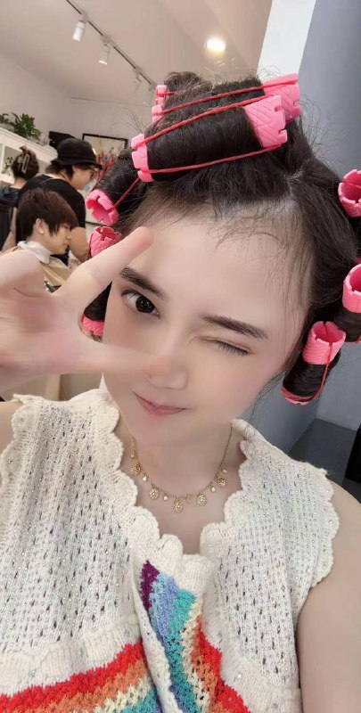 安娜国际『#深圳5k』❤️相关数据：02-172-D-44KG❤️专属ID💌:#SMJCD59J❤️相关介绍：琴琪书画 文艺女孩02年艺术系大学生，学信网可查，172D 体重44kg，肤白清纯 刚下氵  纯自拍照，没任何水分🏠频道主页⭐️专属资料库🎩会员指南🌟会员体系🔝预存折扣💵会员福利官方客服💁‍♀️@AnnaGJ168o无法联系💁🏻@AnnaGJ168bot